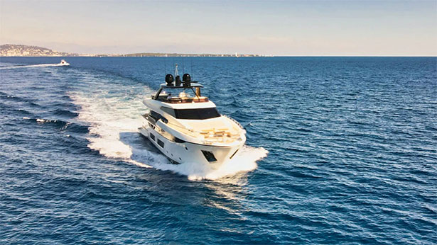Ferretti motor yacht Eagle One sold