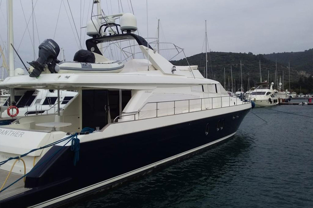 2007 COUACH YACHTS 2200 1