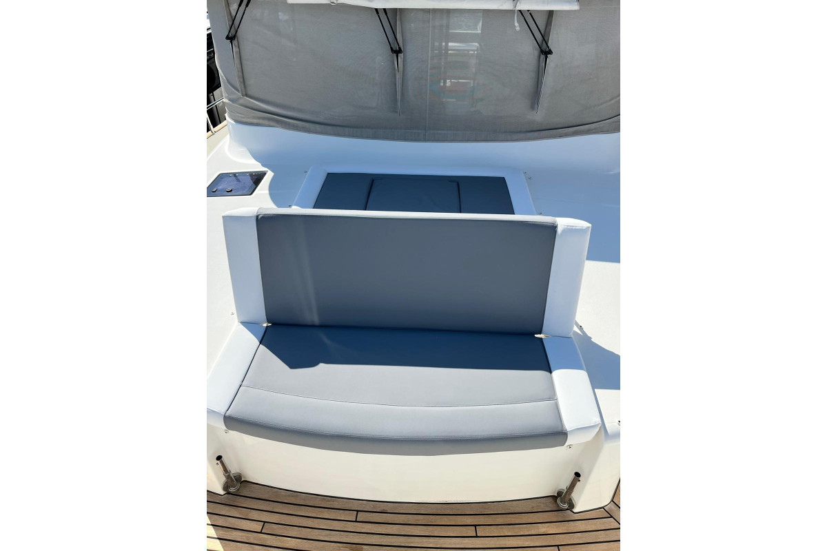 2014 BENETEAU SWIFT TRAWLER 50 8