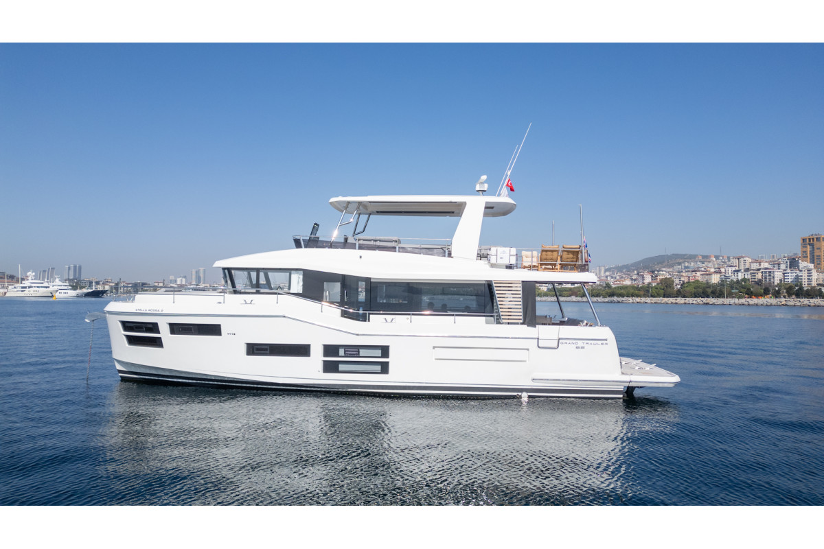 2023 BENETEAU GRAND TRAWLER 62 6