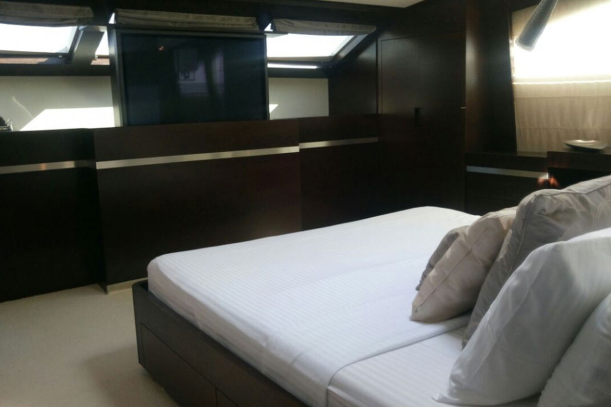 2009 COUACH YACHTS 3700 FLY 4